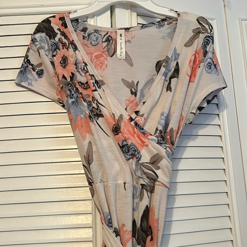 Vanilla bay Maxi Summer Floral Dress Size S small white ivory pink blue